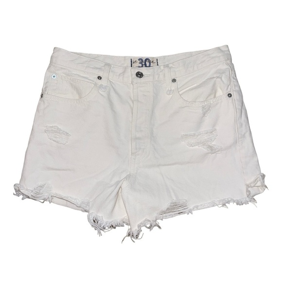 We The Free Pants - We the Free Free People cream distressed jean shorts women’s size 30